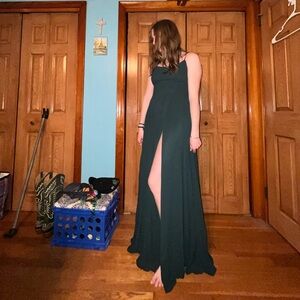Lulu’s dreamy romance forest green backless maxi dress